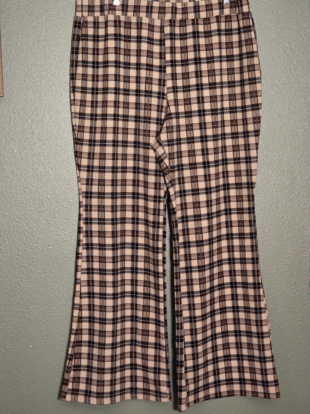 Women’s 4X Plaid Flare Pants - Brown/Black